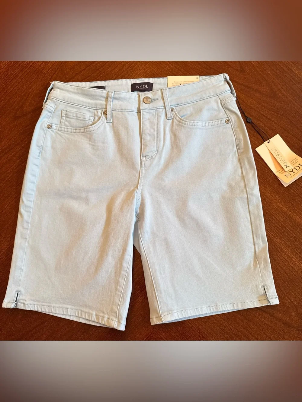 NYDJ Shorts (Ella) side Slit Shorts in Light Blue ** New With Tags** Size - 4